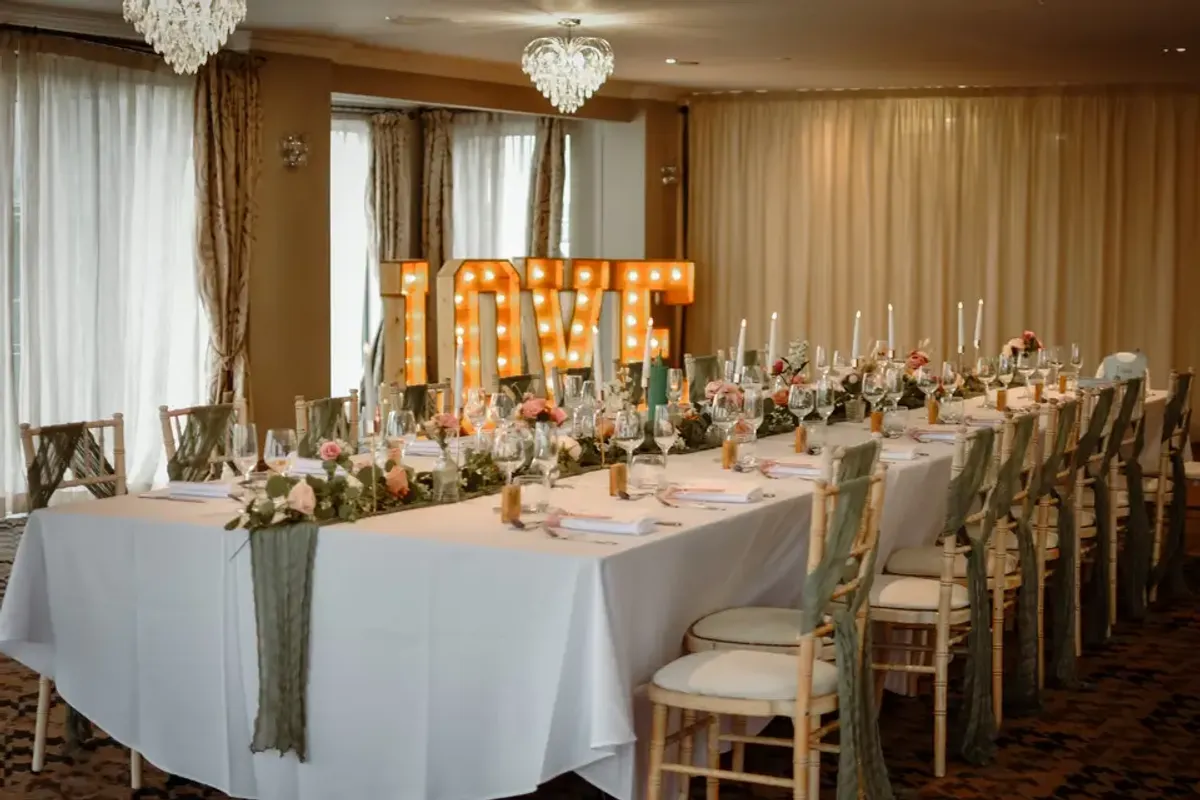 Handcrafted Moments — decor, lighting & styling in Nottinghamshire, UK