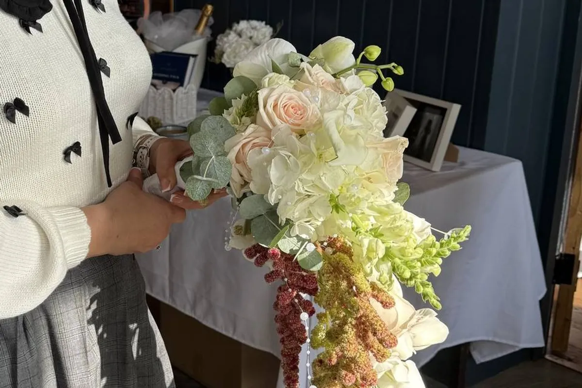 Lux Petals photo 1