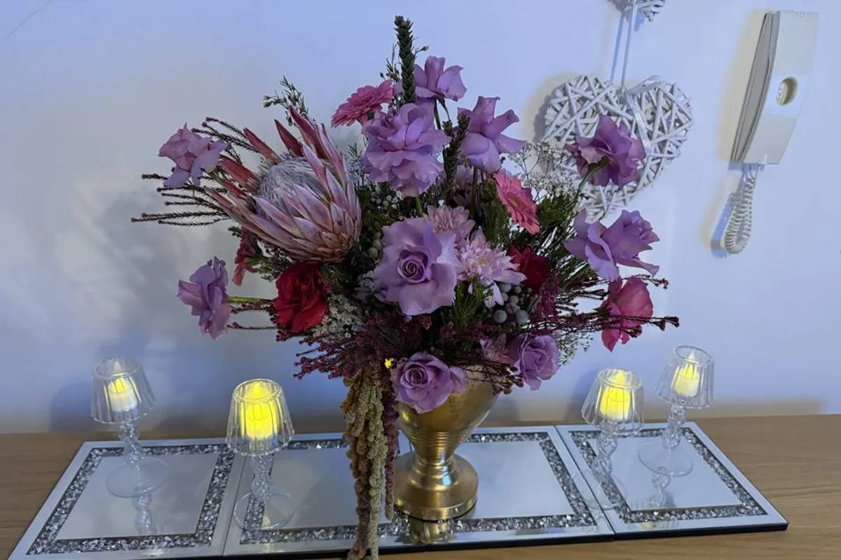 Lux Petals photo 3