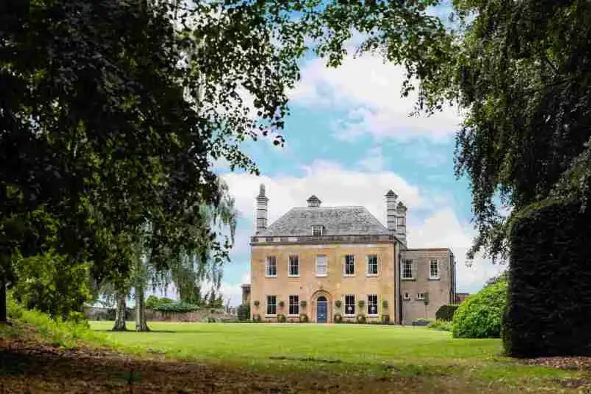 Cuckney House, wedding venue in Nottinghamshire, UK