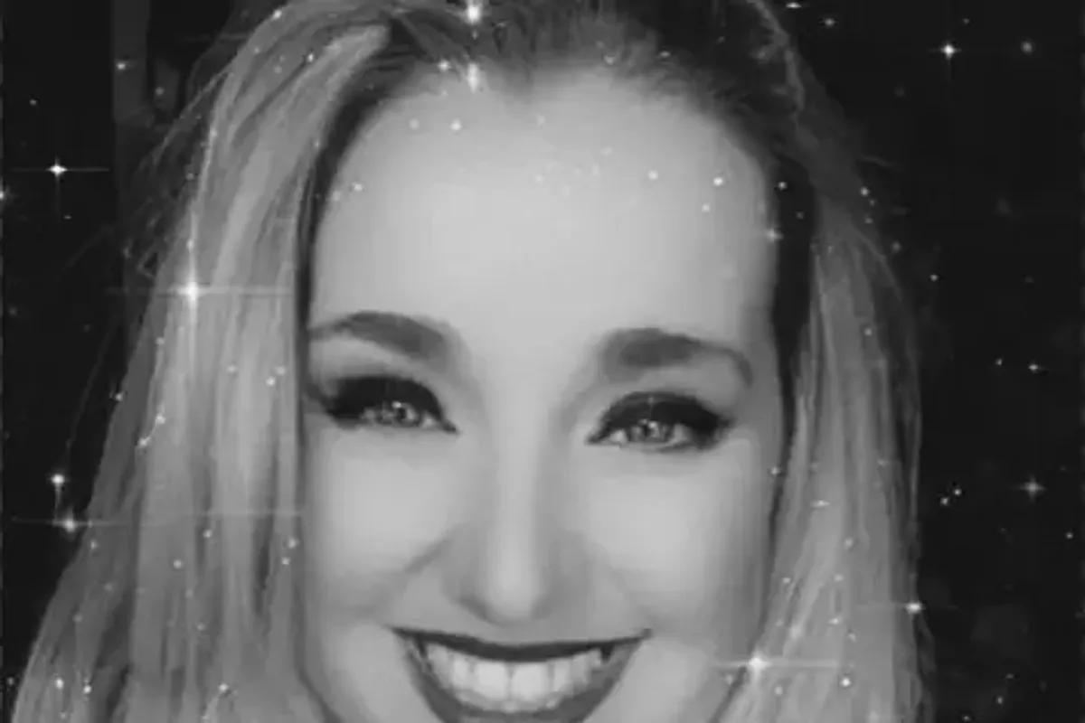 Suzie The Wedding Singer photo 4