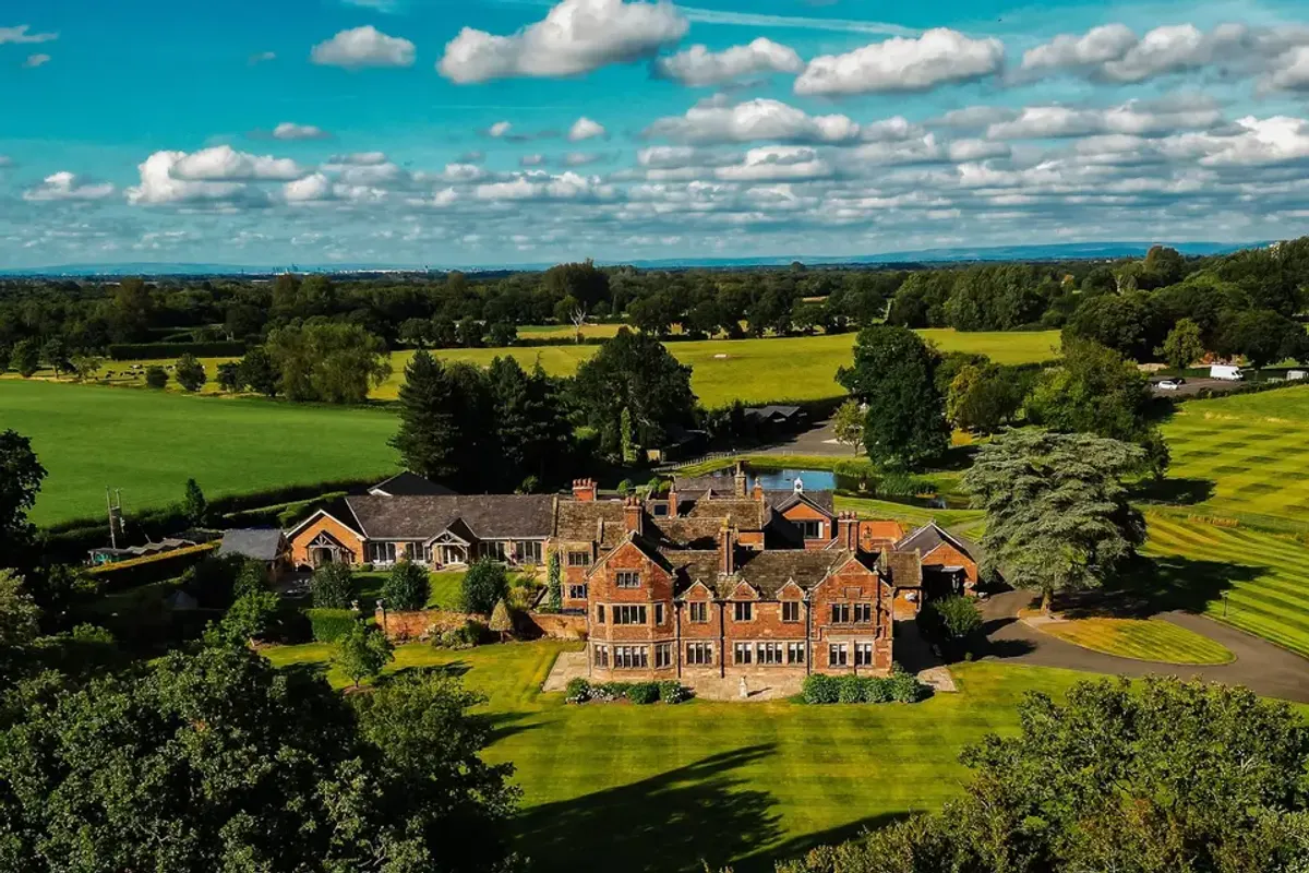 Colshaw Hall, wedding venue in Cheshire, UK