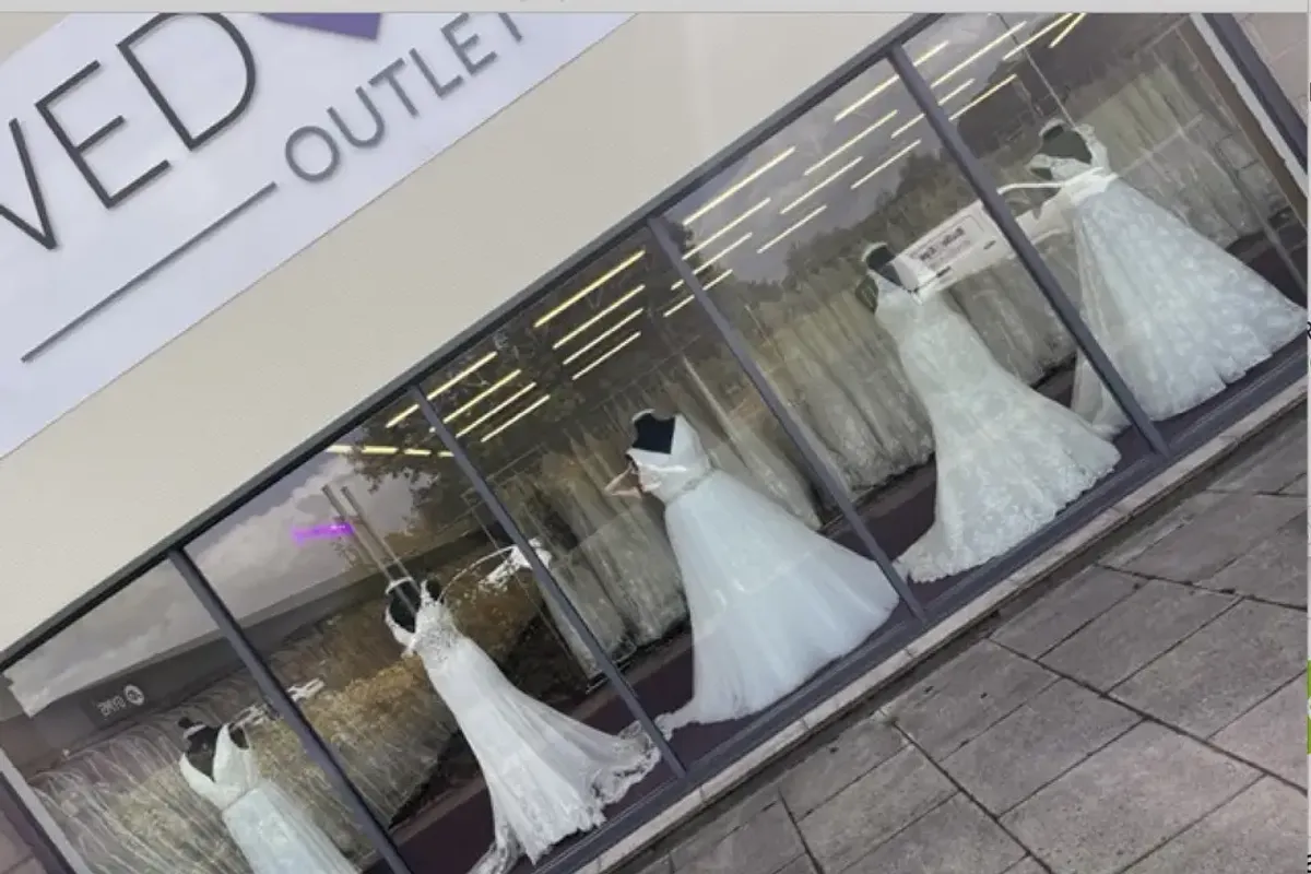 WED4LESS OUTLET — bridal shops & accessories in Greater Manchester, UK