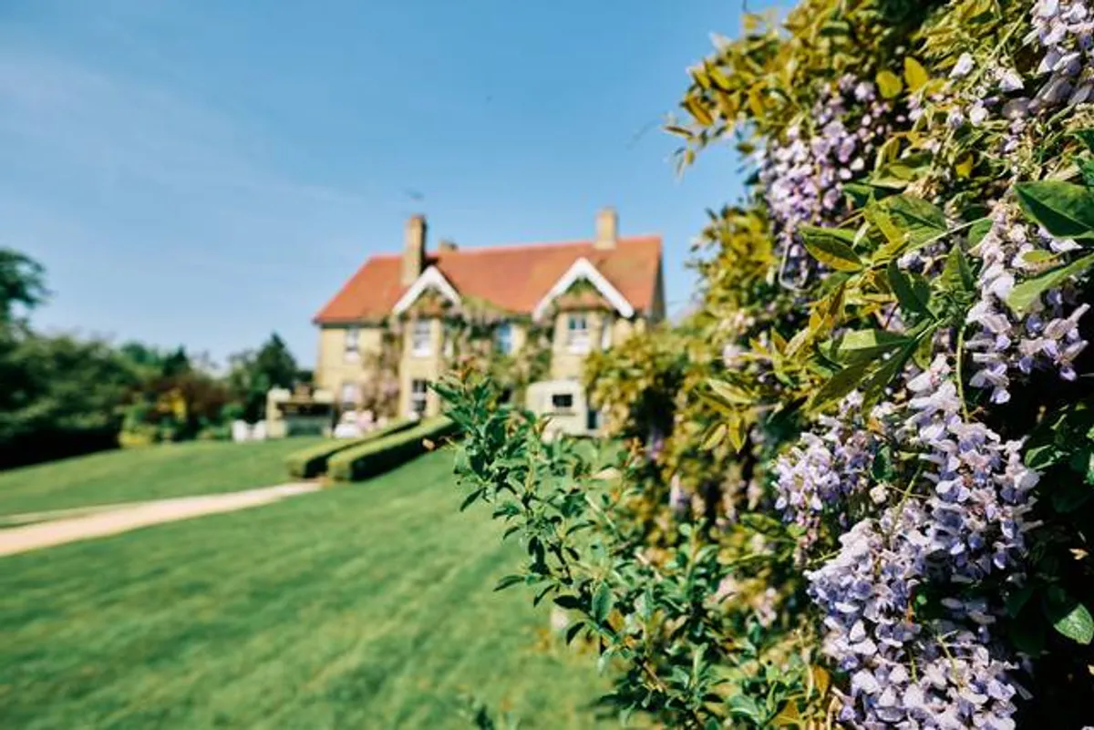 Maydencroft Manor photo 12