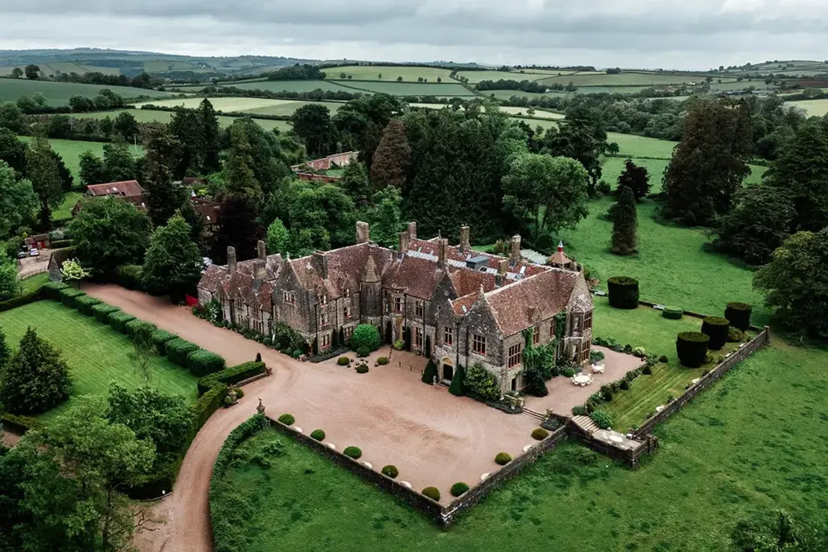 Huntsham Court, wedding venue in Devon, UK