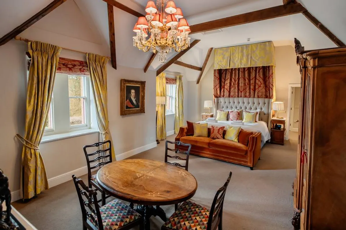 Huntsham Court photo 8