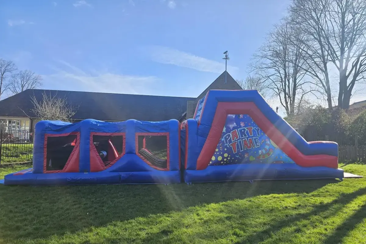 Bouncy Castle Hire Wakefield — entertainment & photobooths in West Yorkshire, UK
