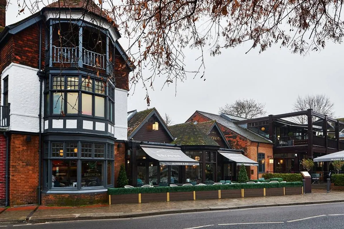 Browns Windsor photo 9