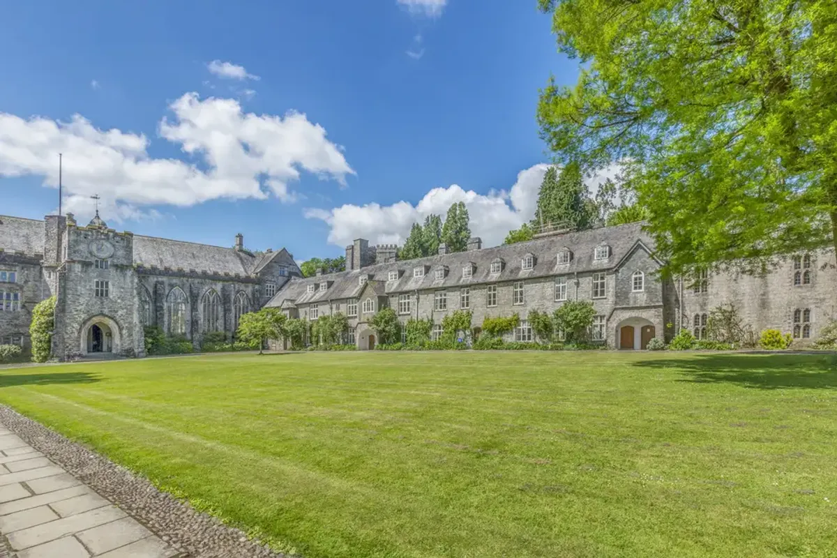 Dartington Hall, wedding venue in Devon, UK