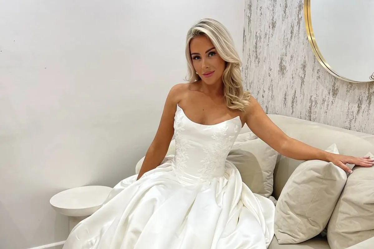 The Blue Bow Bridal Company photo 8