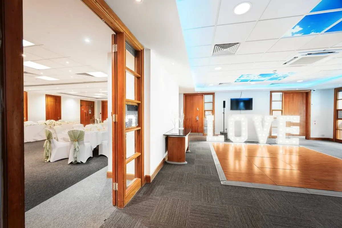 Holiday Inn Rochester-Chatham photo 10