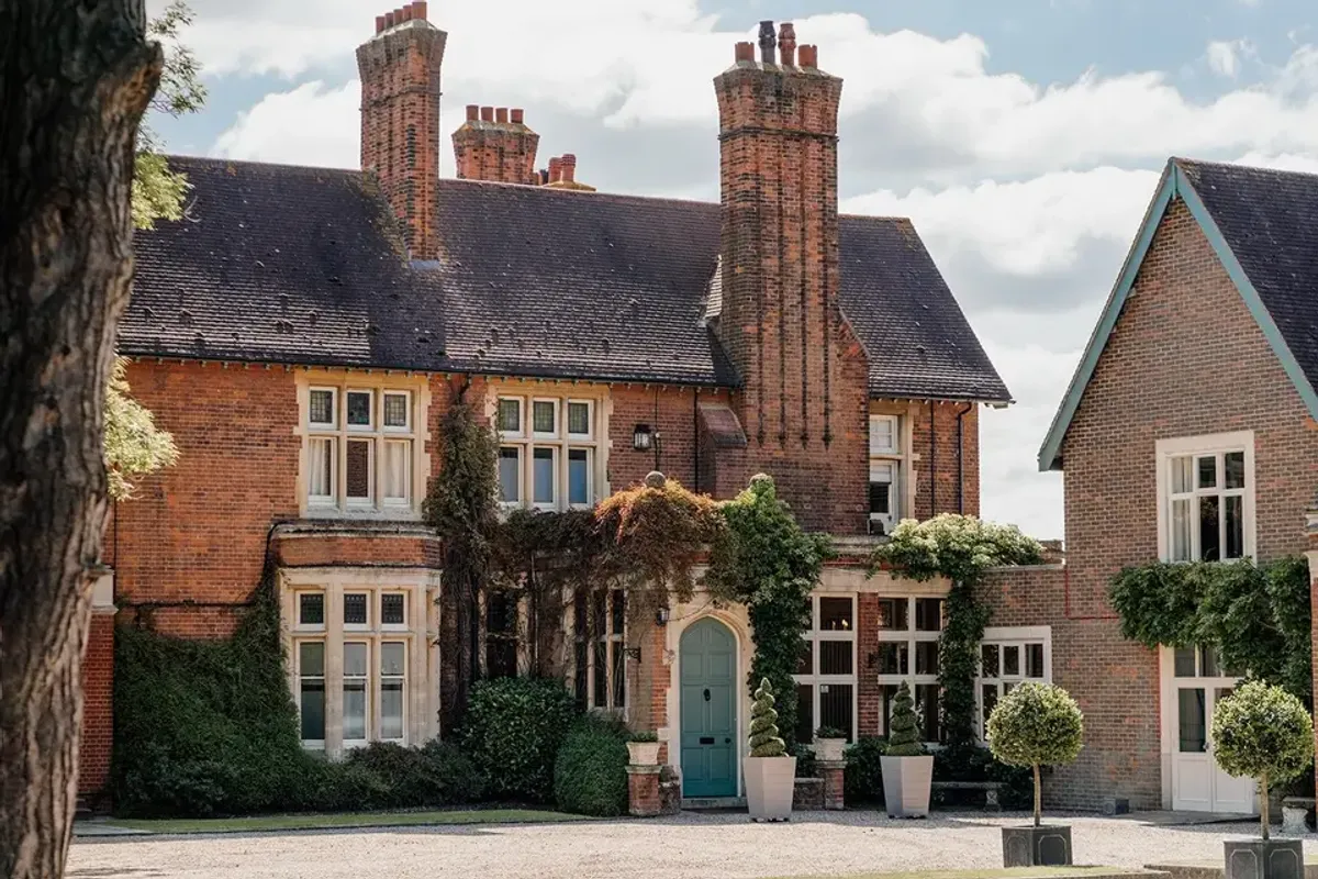 Pontlands Park, wedding venue in Essex, UK