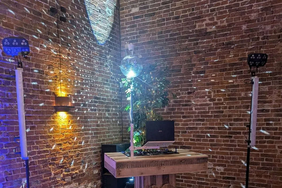 Need a DJ? photo 7