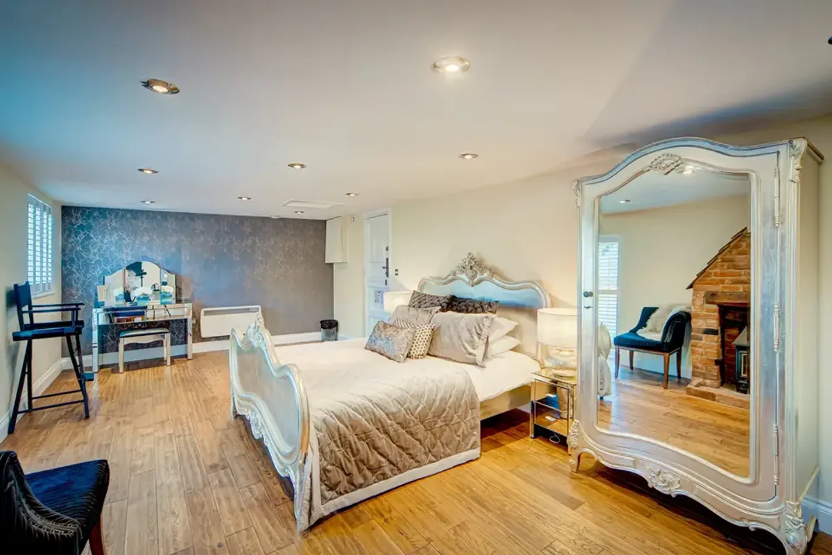 Vaulty Manor photo 2