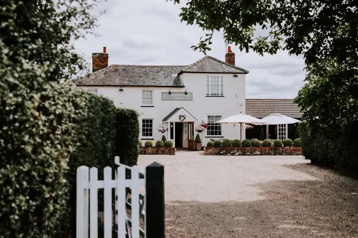 The Compasses at Pattiswick, wedding venue in Essex, UK
