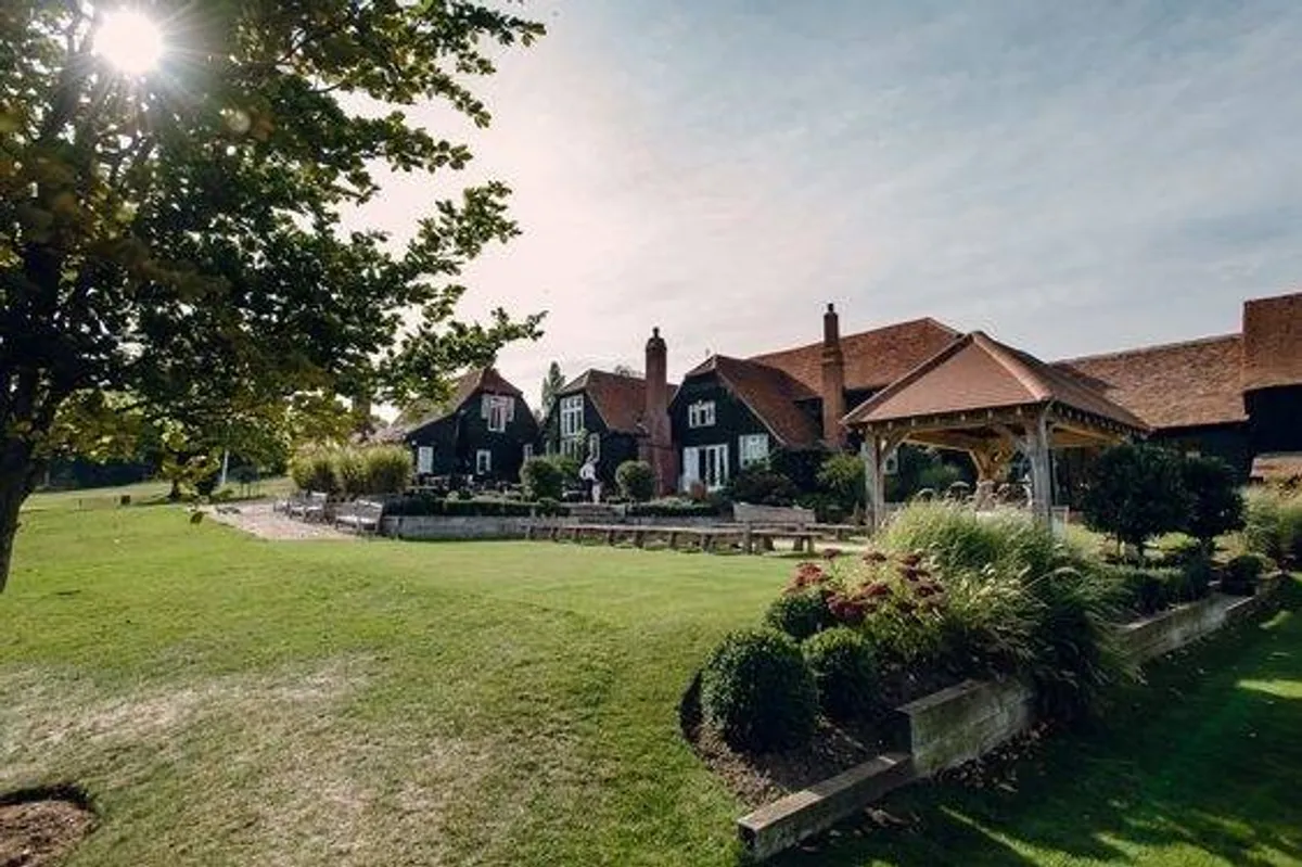 The Warren Estate photo 1