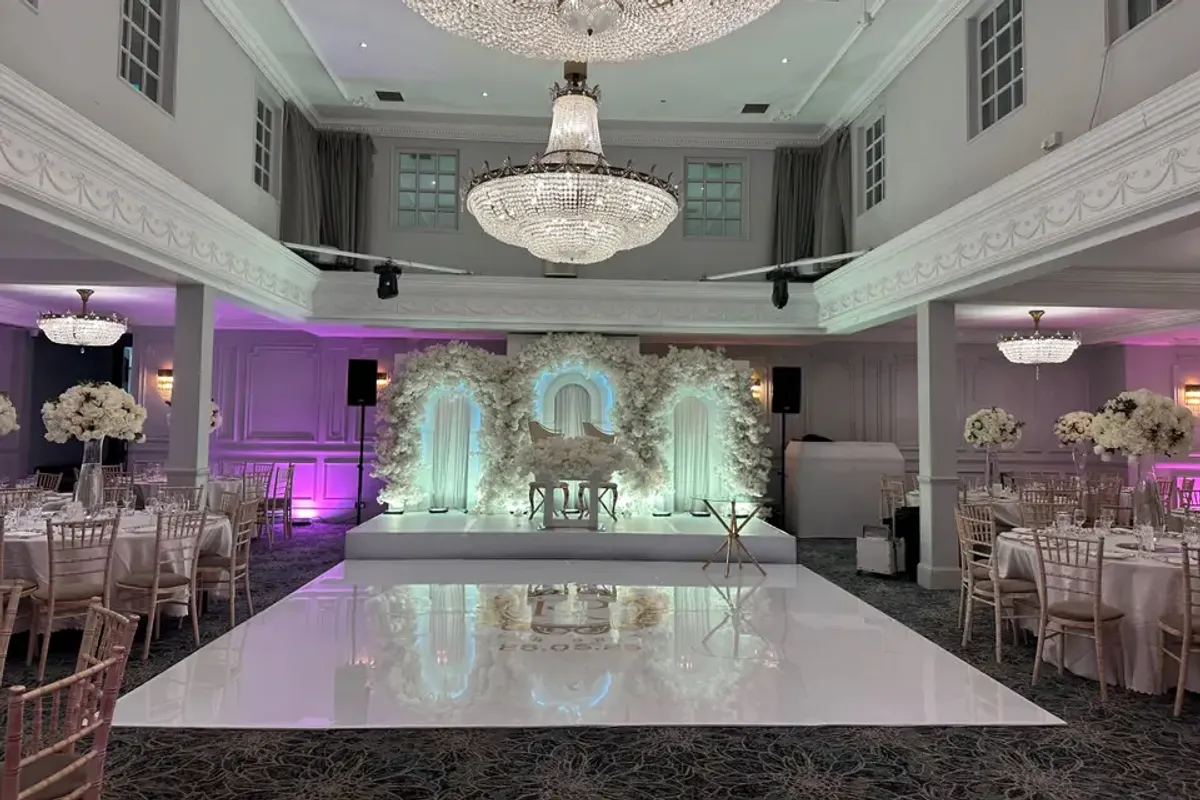 London Chigwell Prince Regent Hotel, wedding venue in Essex, UK