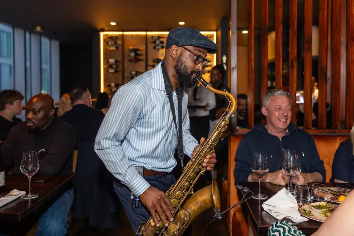 Usmansax - Saxophonist photo 2