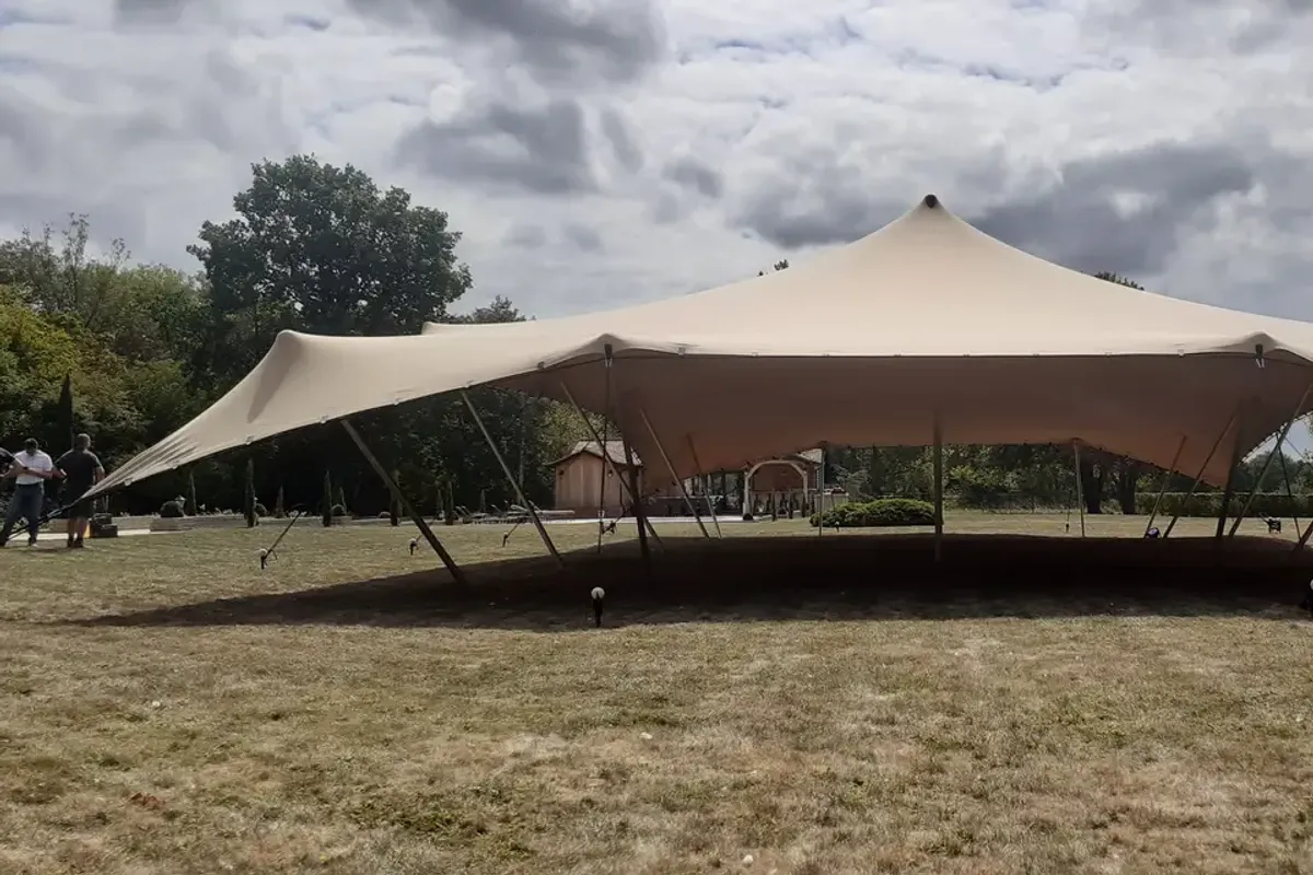 Stretch Tent Horizons photo 8