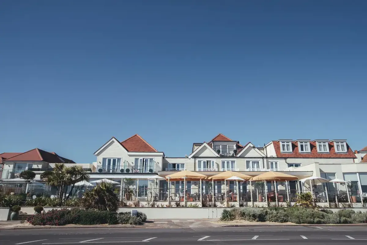 The Roslin Beach Hotel, wedding venue in Essex, UK