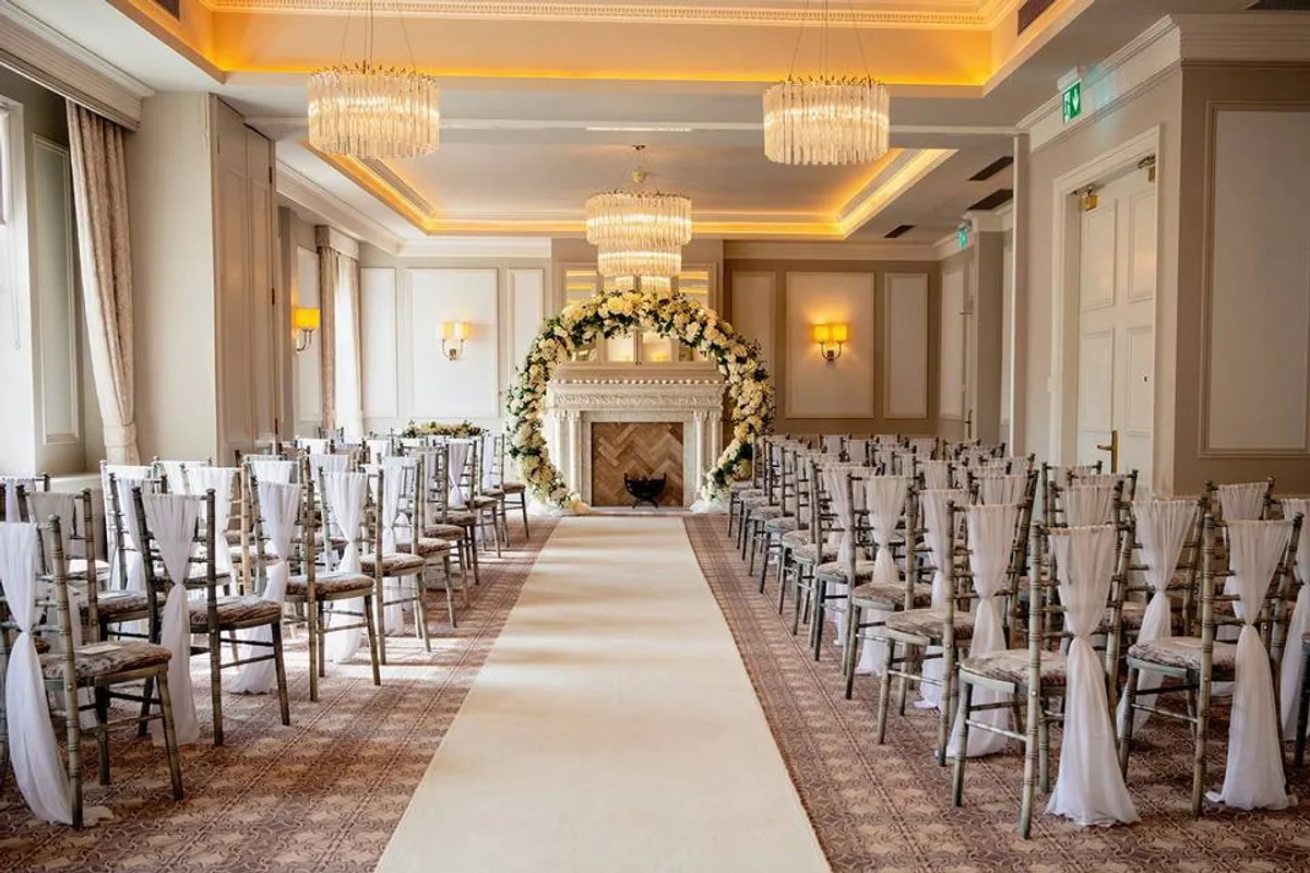 Down Hall Hotel & Spa photo 8