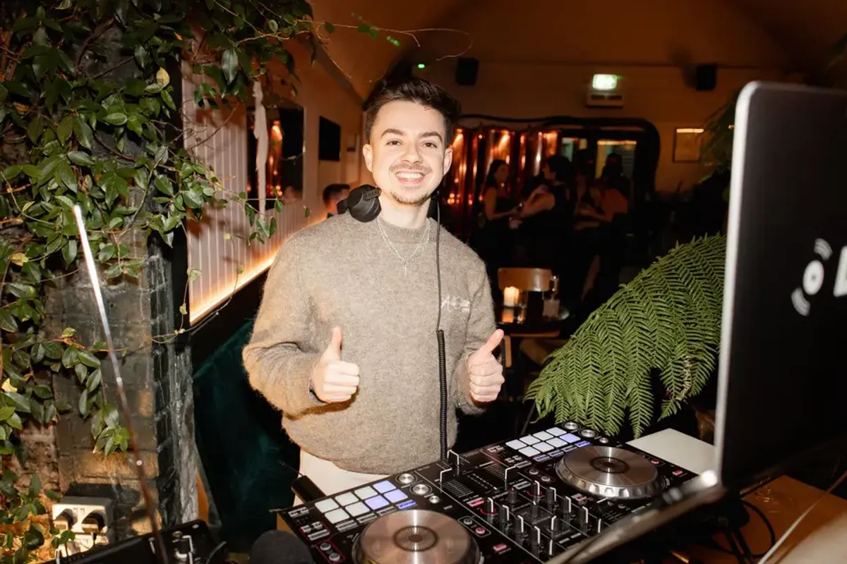 DJWIZ — djs in South West London, UK