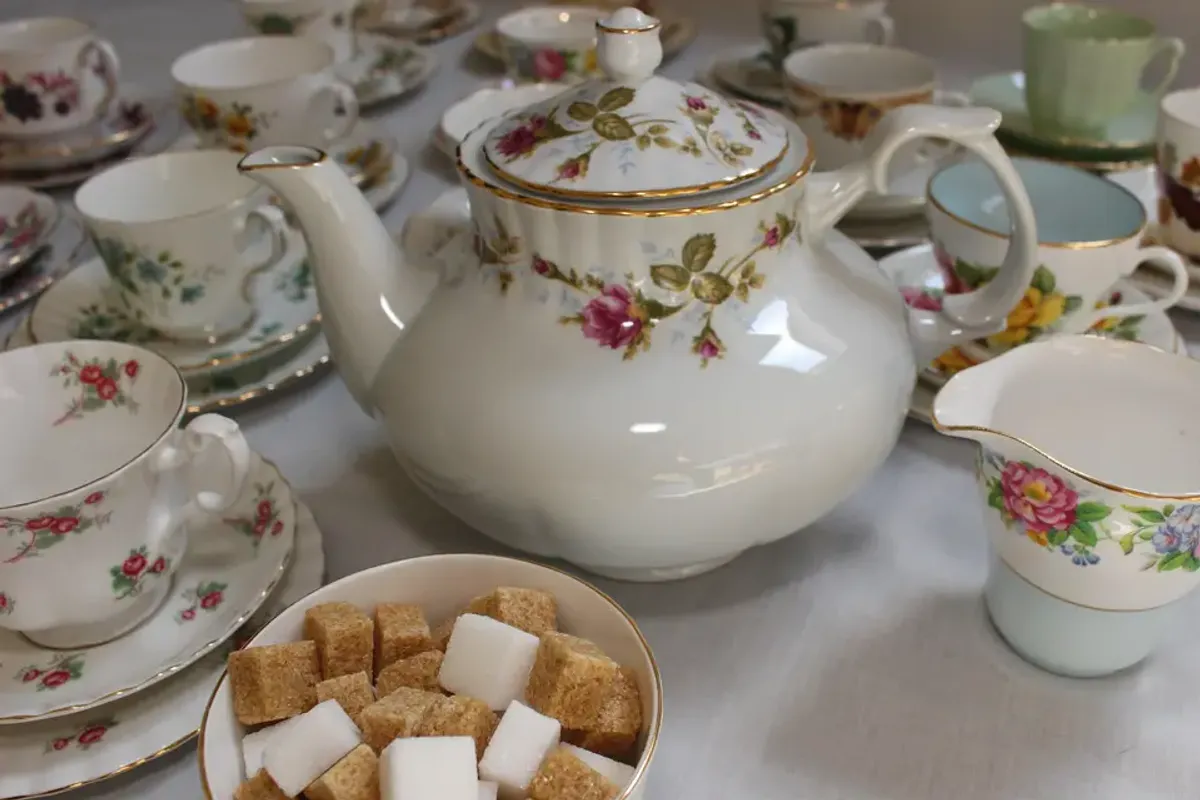 Derby Vintage China Hire — decor, lighting & styling in Derbyshire, UK