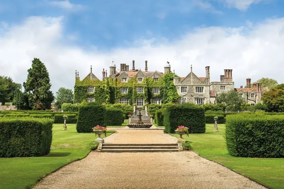 Eastwell Manor, wedding venue in Kent, UK