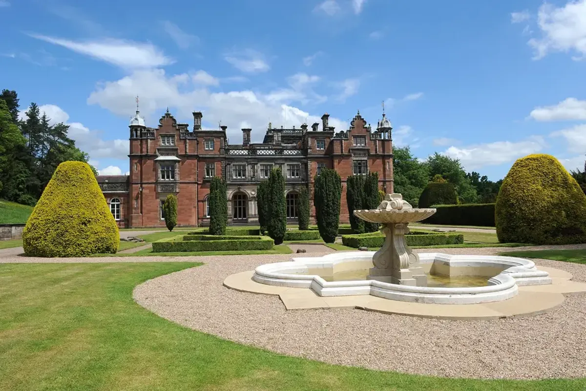 Keele Hall, wedding venue in Staffordshire, UK