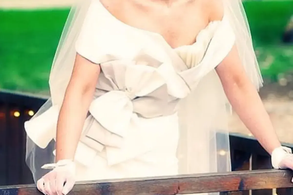 Erica Stacey Bridalwear photo 5