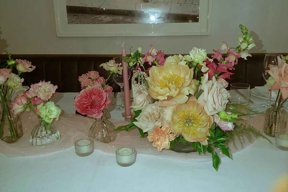 Lily Cora Flowers photo 3
