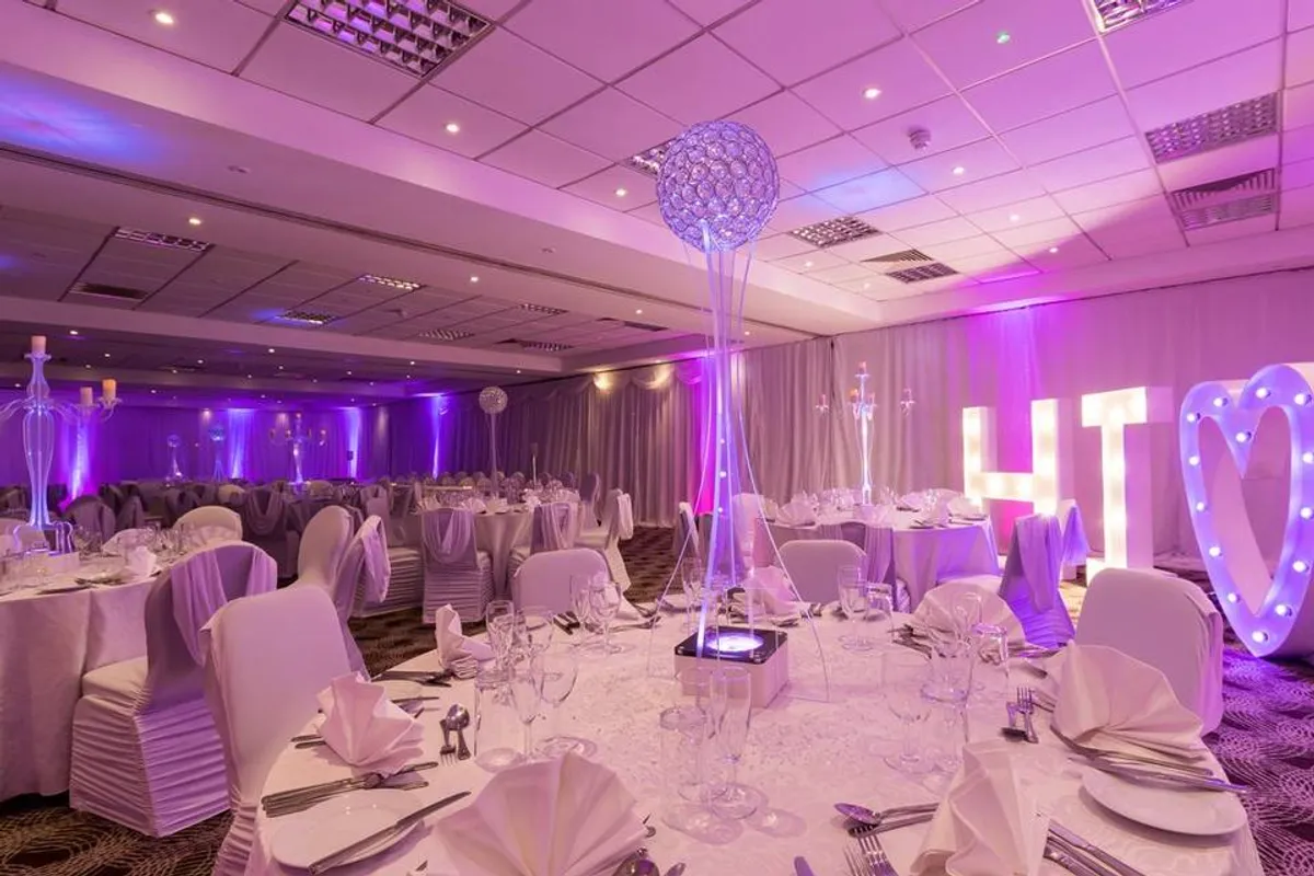 Holiday Inn Glasgow - East Kilbride photo 3