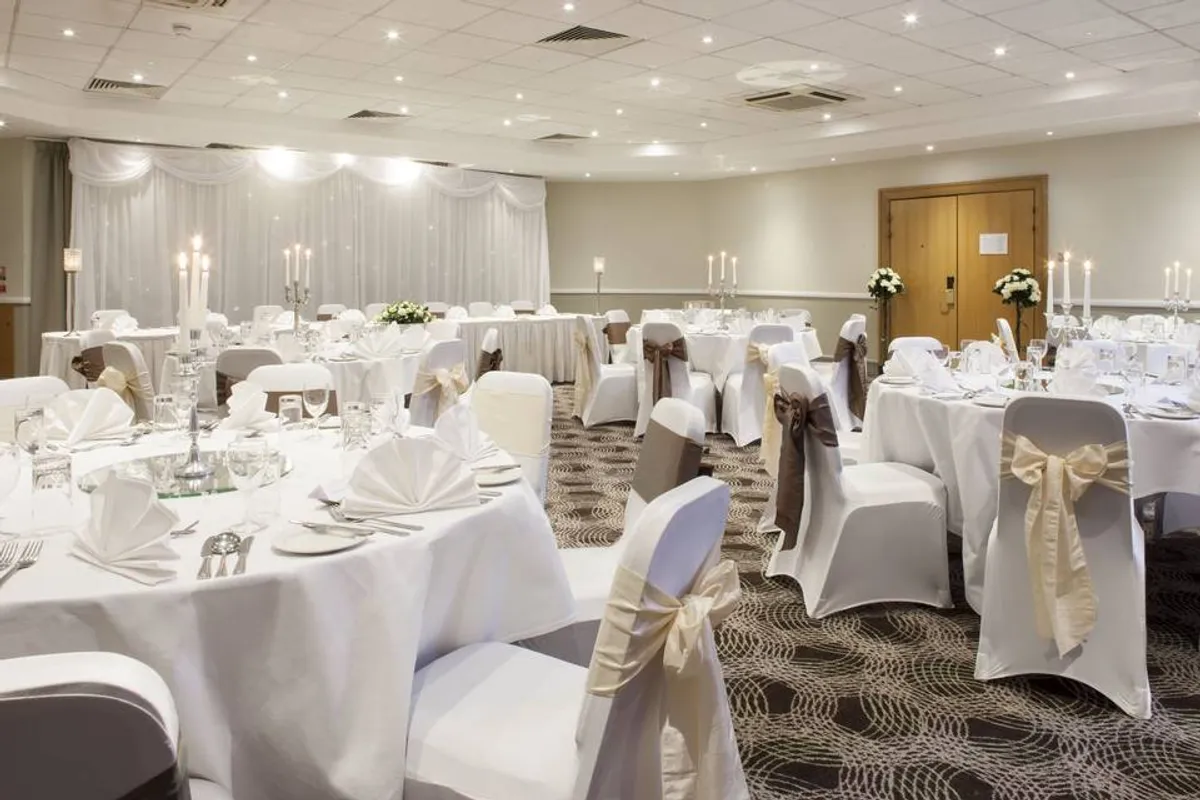 Holiday Inn Glasgow - East Kilbride photo 7