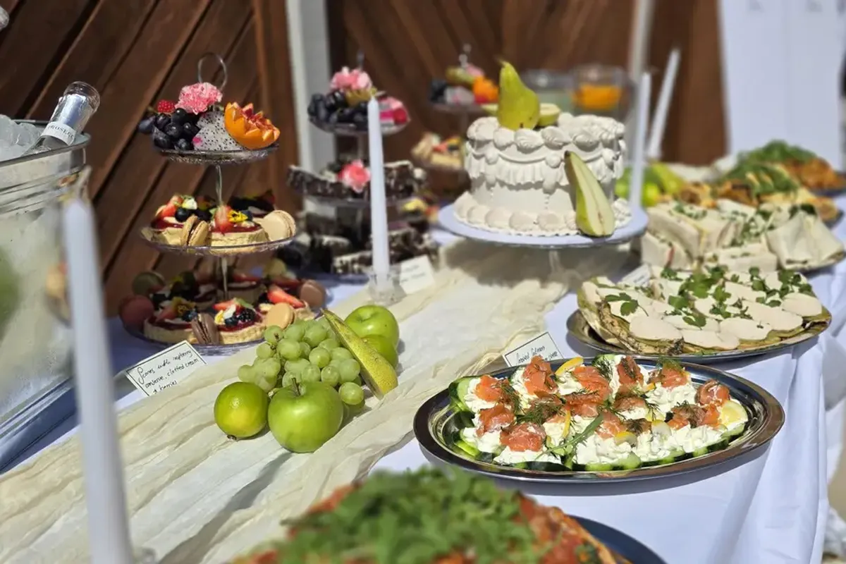 Foodie Feast Box photo 3