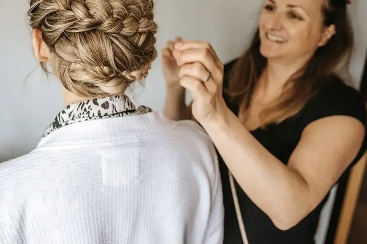Amanda Roberts Hair & Makeup — makeup artists in South East London, UK