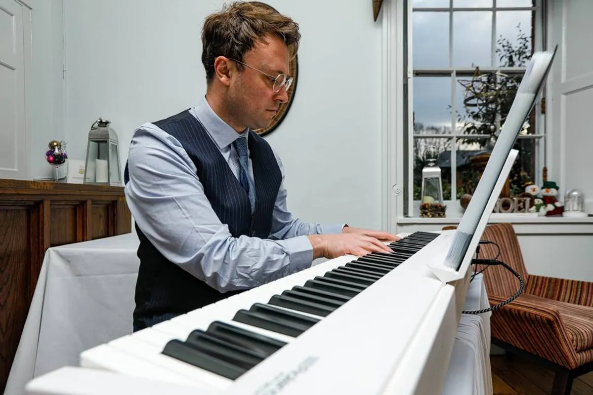 Piano Matt - Pianist in the Midlands photo 9