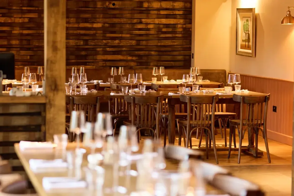 The Harcourt Arms, wedding venue in Oxfordshire, UK