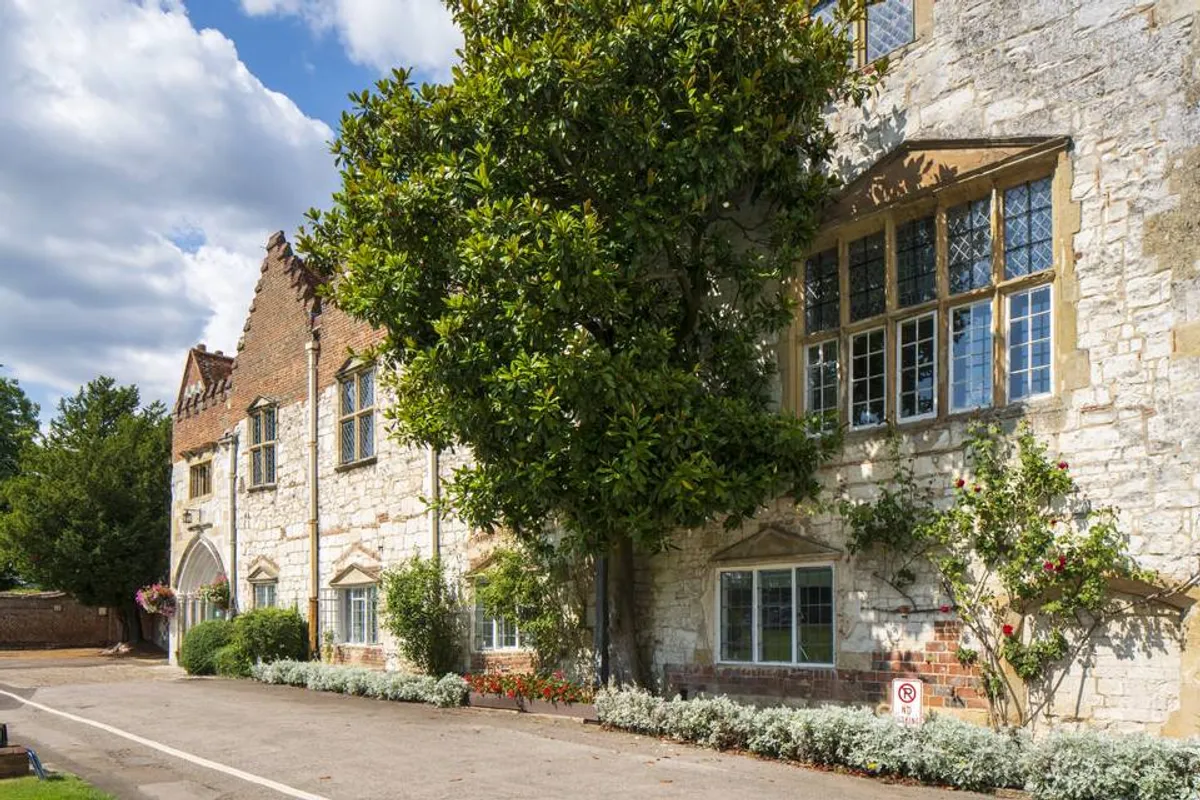 Bisham Abbey photo 2