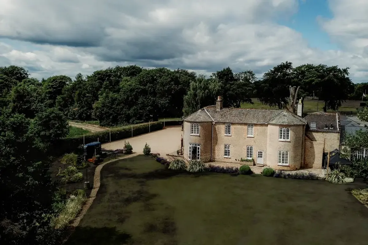 Cockliffe Country House, wedding venue in Nottinghamshire, UK