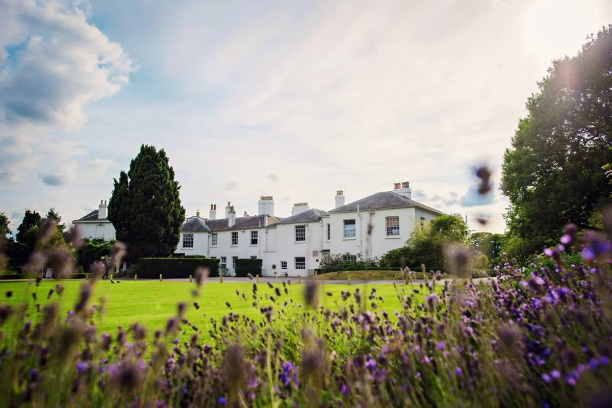 Pembroke Lodge, Richmond Park photo 12