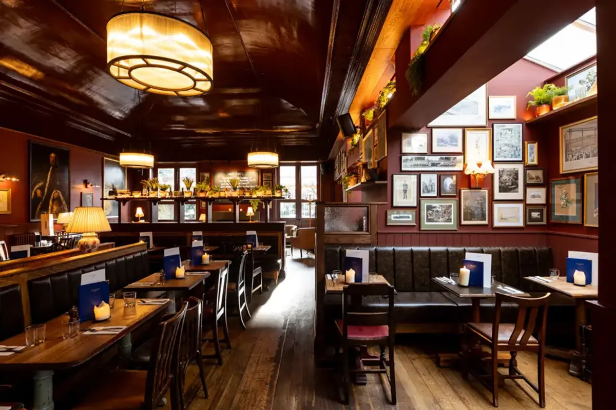 St Johns Tavern photo 4