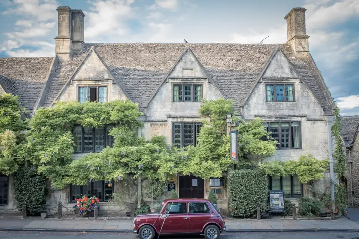 The Bay Tree Hotel, wedding venue in Oxfordshire, UK