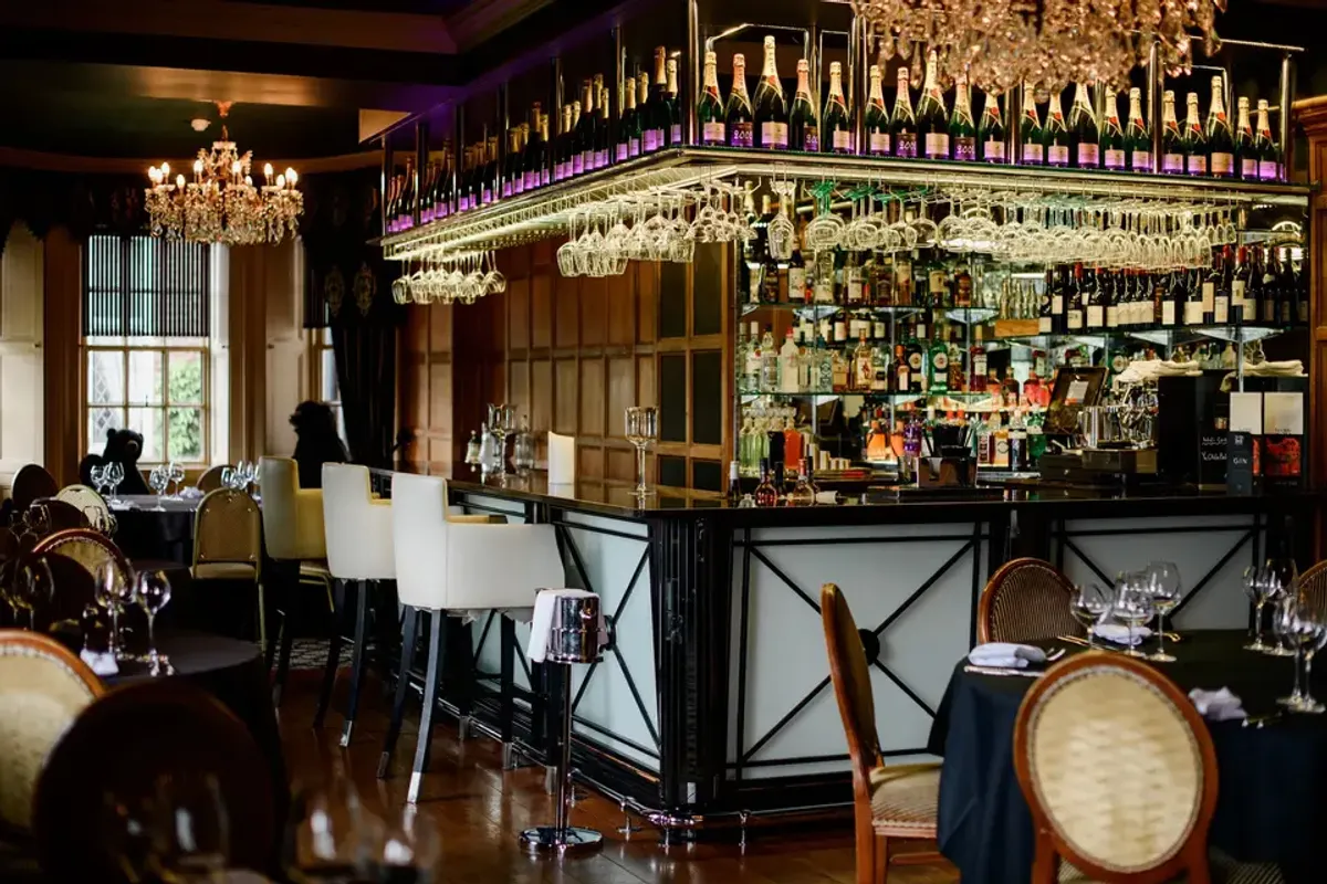 Ye Olde Bell Hotel & Spa photo 2