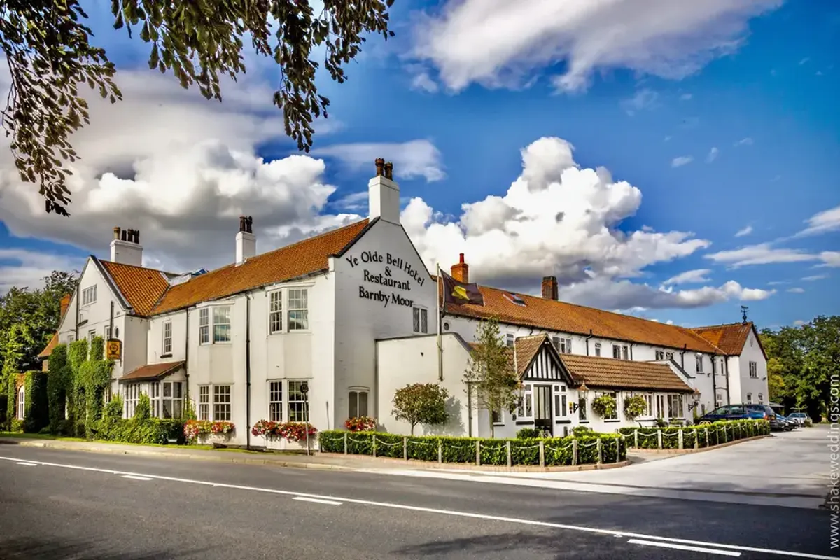 Ye Olde Bell Hotel & Spa, wedding venue in Nottinghamshire, UK