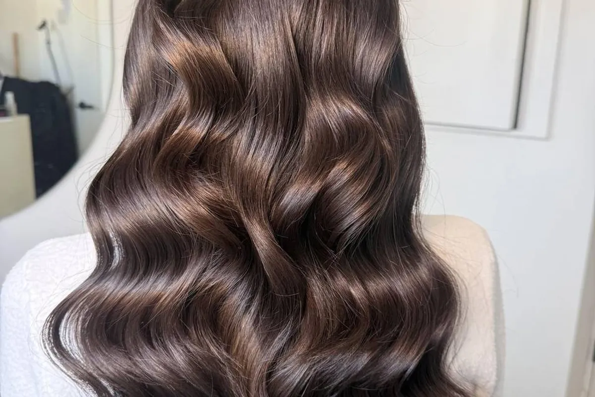 Holly Hair photo 8