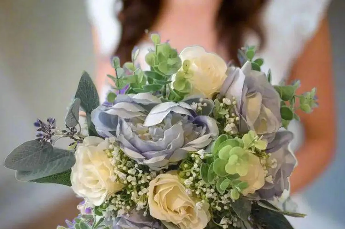 Claire De Fleurs photo 1