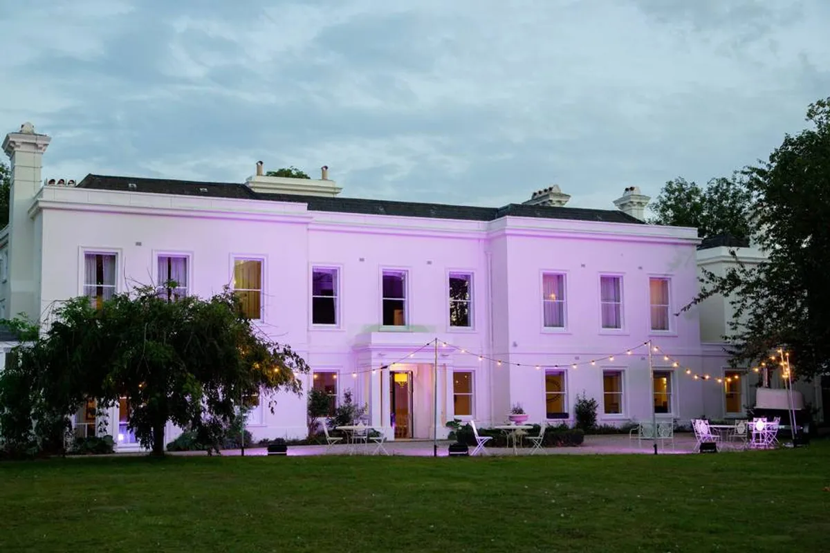Morden Hall photo 1