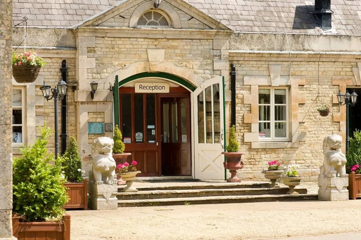 Normanton Park Hotel photo 7
