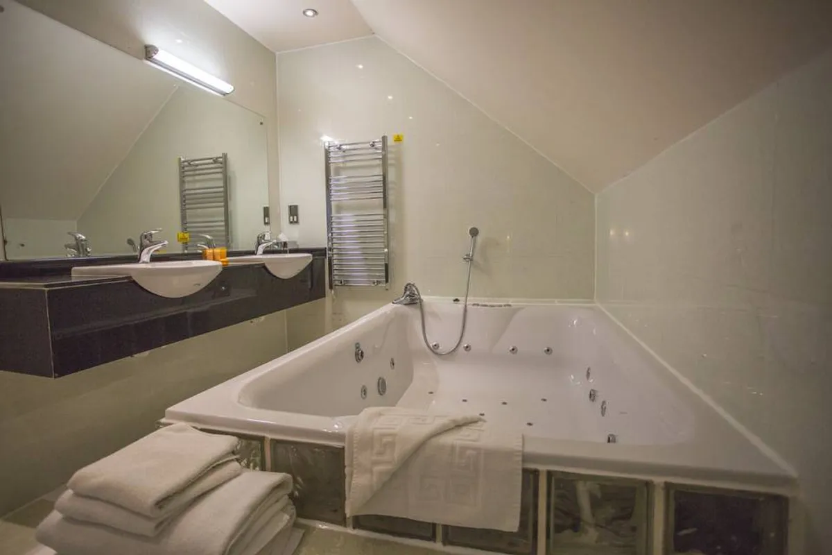 Normanton Park Hotel photo 12