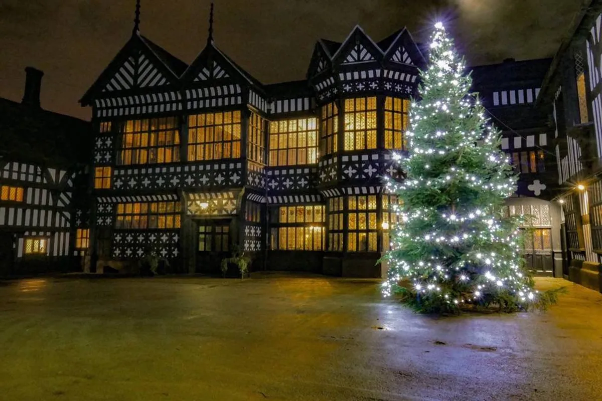 Bramall Hall photo 10
